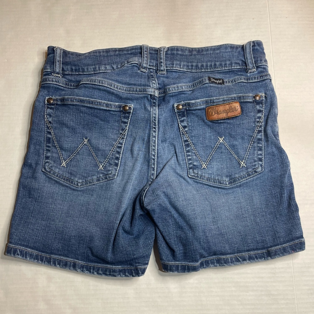 Wrangler Retro Cowgirl Womens Hot Pants Denim Shorts Med Wash Sz 30 Stretch - Picture 7 of 7